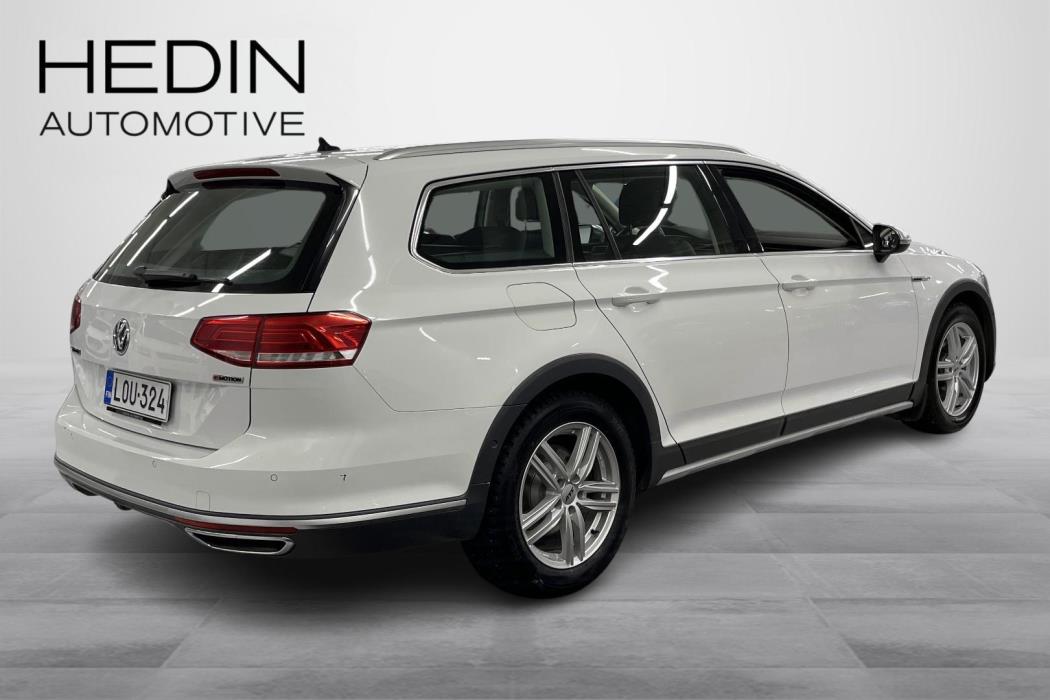 VOLKSWAGEN PASSAT 2019