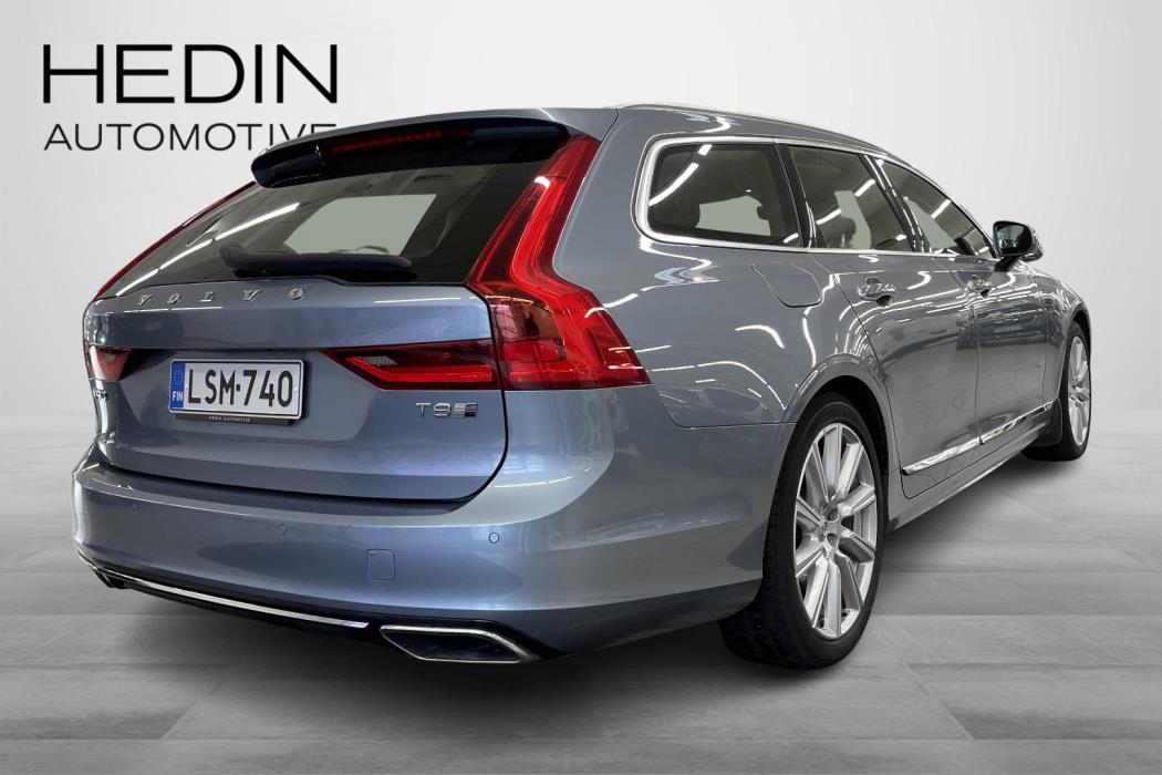VOLVO V90 2019