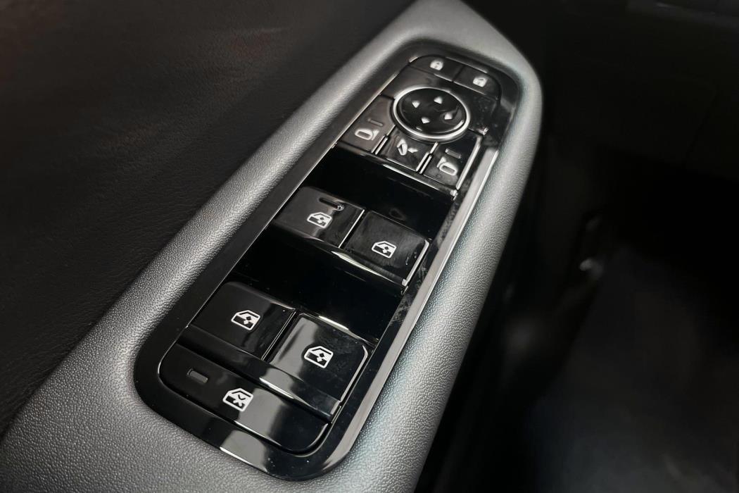 NISSAN Leaf 2026