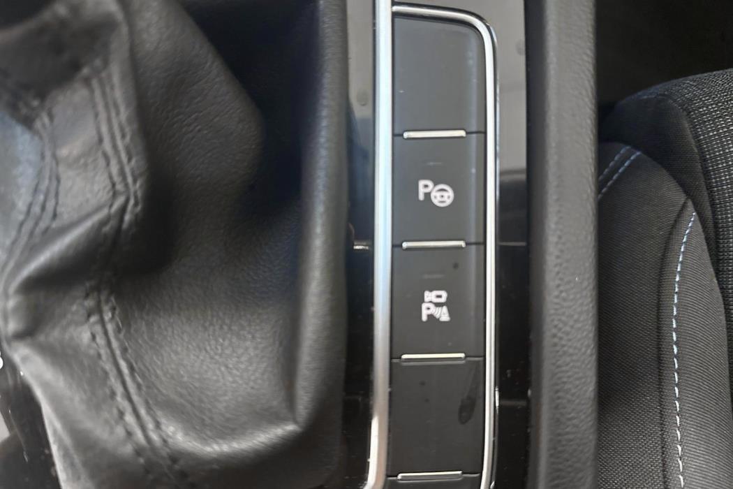 VOLKSWAGEN PASSAT 2019
