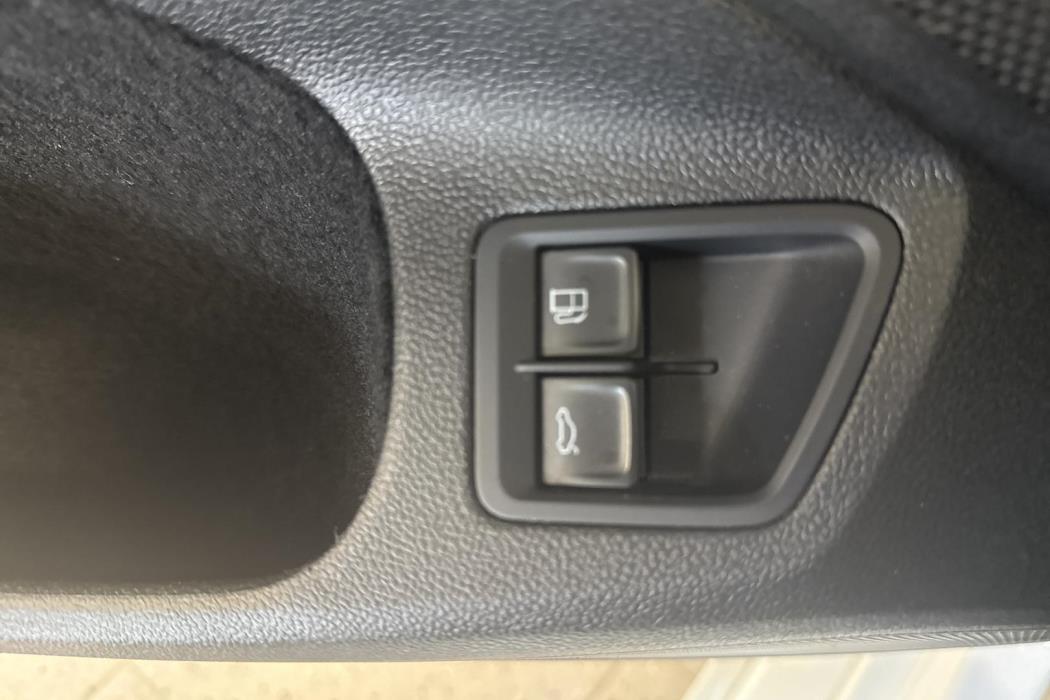 VOLKSWAGEN PASSAT 2019