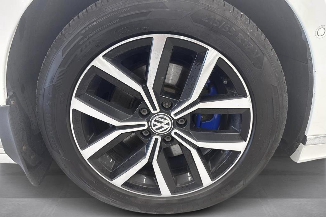 VOLKSWAGEN PASSAT 2019