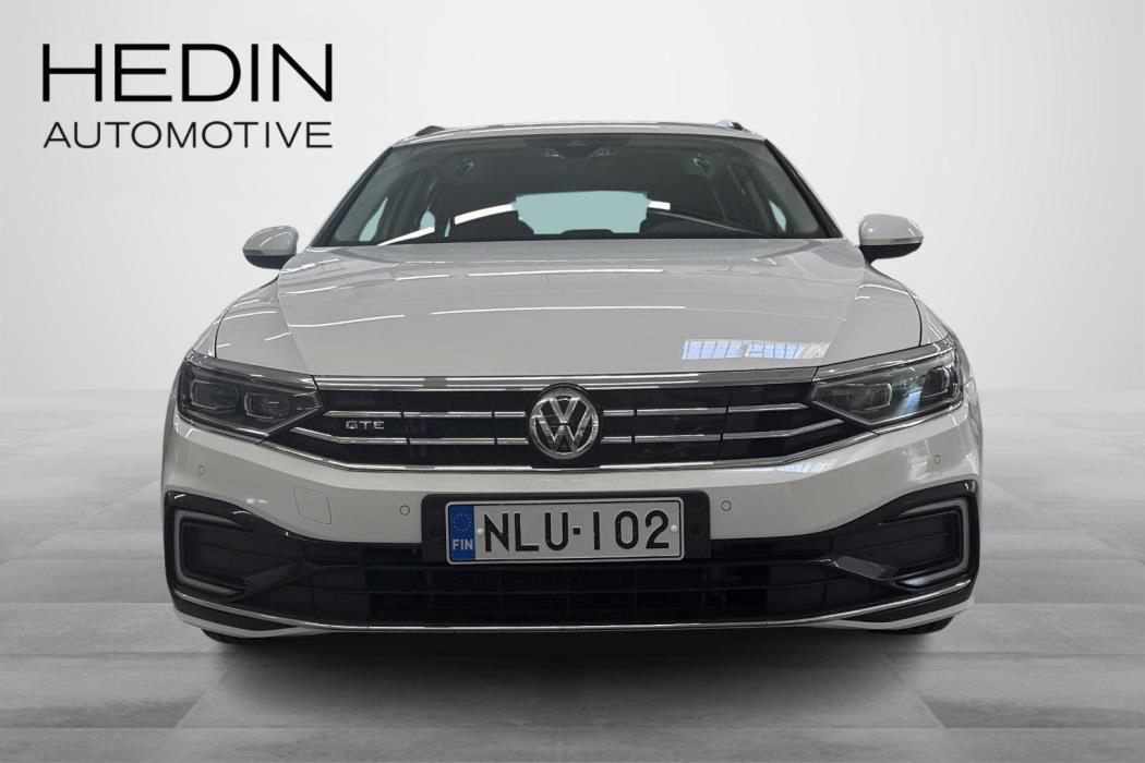 VOLKSWAGEN PASSAT 2019