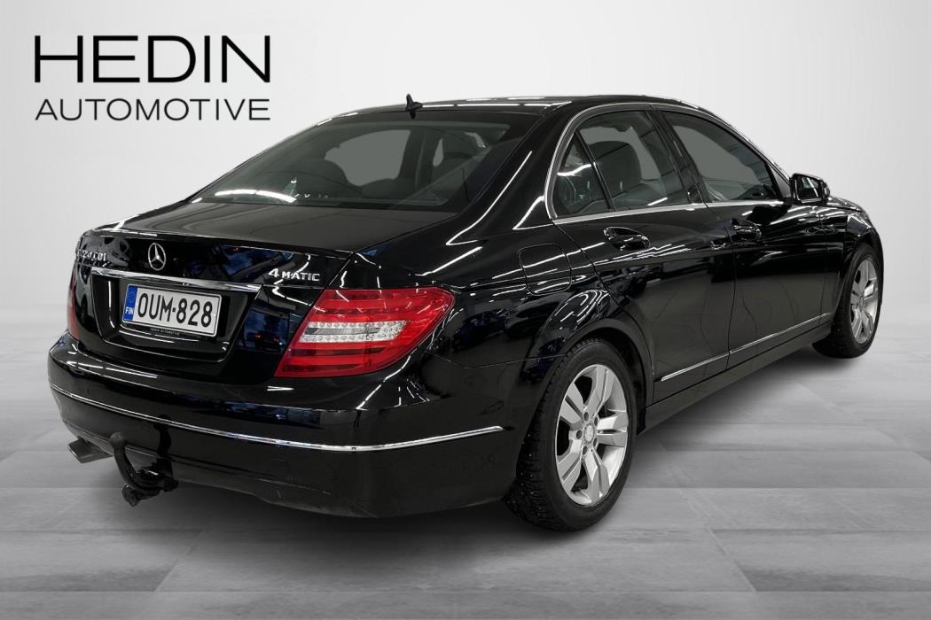 MERCEDES-BENZ C 2014