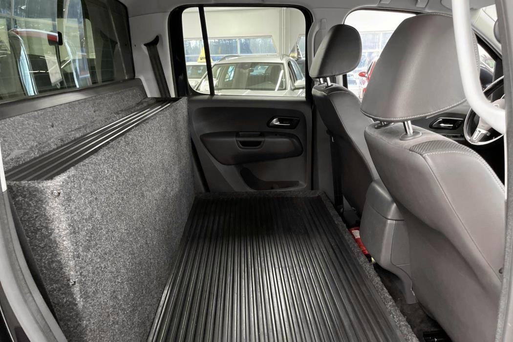 VOLKSWAGEN Amarok 2014