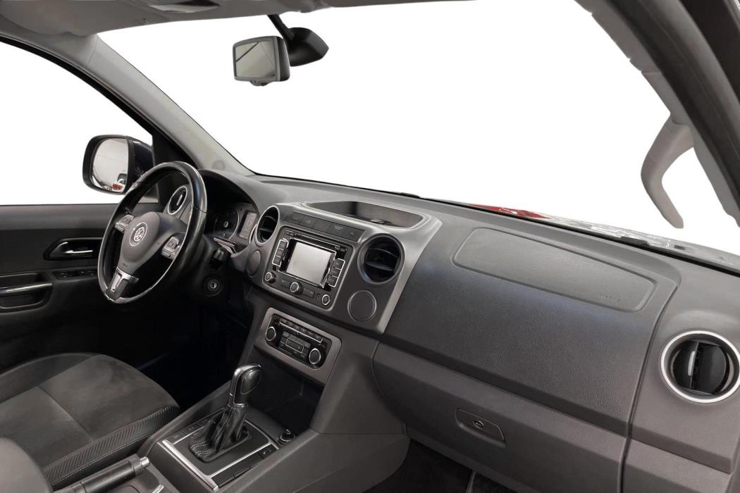 VOLKSWAGEN Amarok 2014