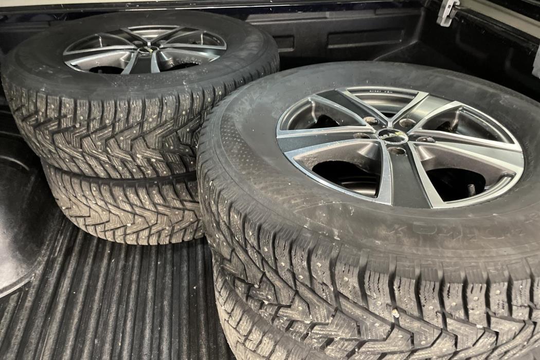 VOLKSWAGEN Amarok 2014