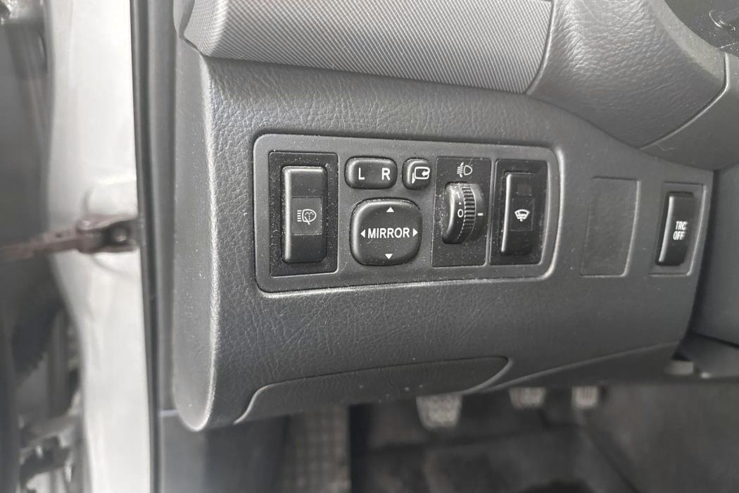 TOYOTA AVENSIS 2008