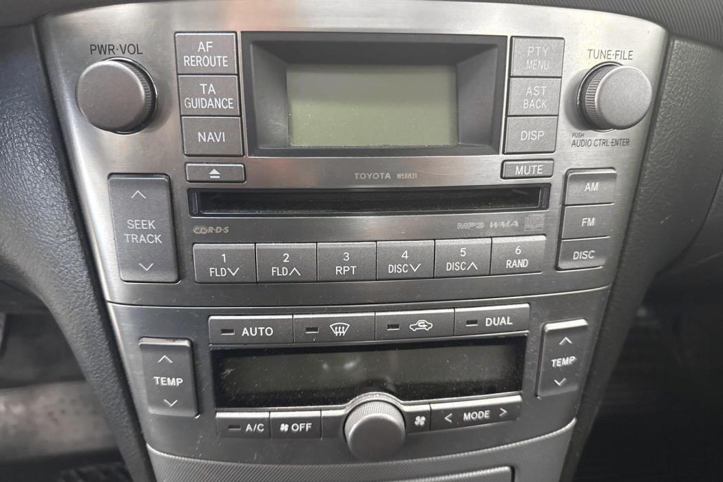 TOYOTA AVENSIS 2008