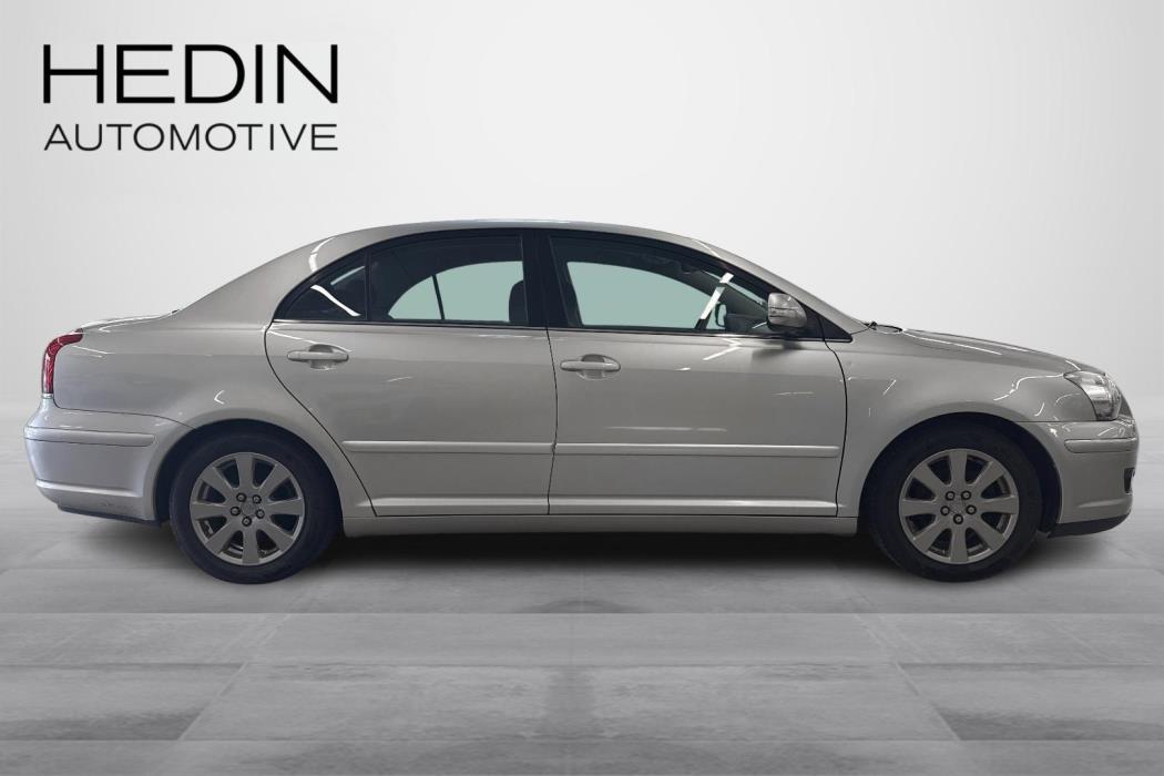 TOYOTA AVENSIS 2008