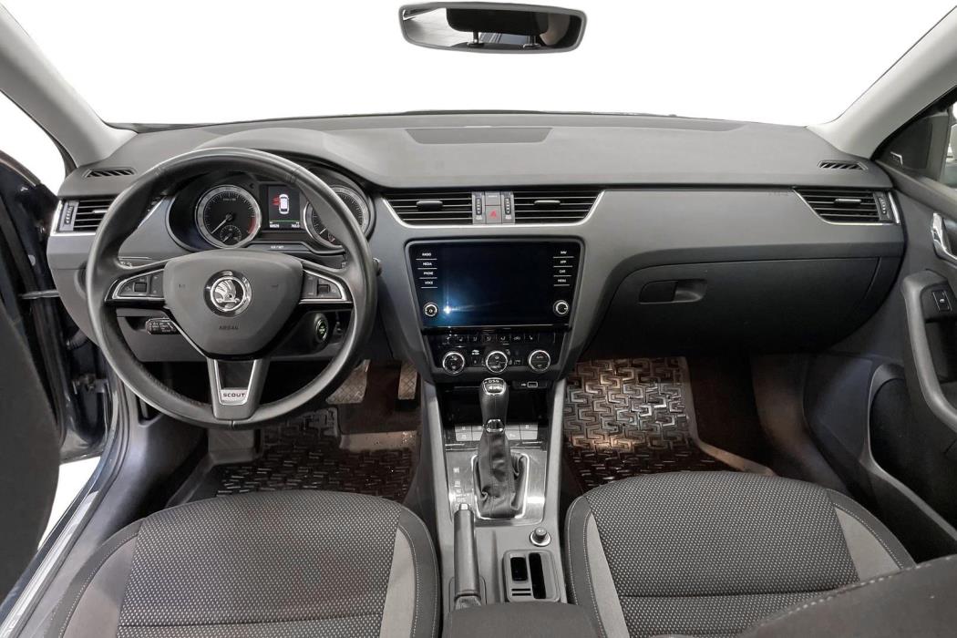 SKODA OCTAVIA 2020