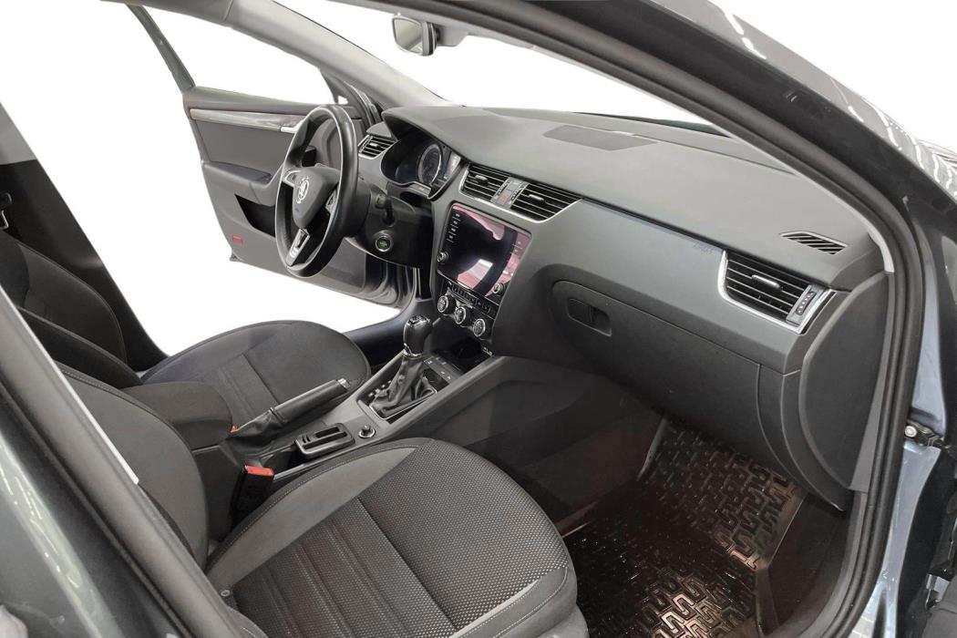 SKODA OCTAVIA 2020