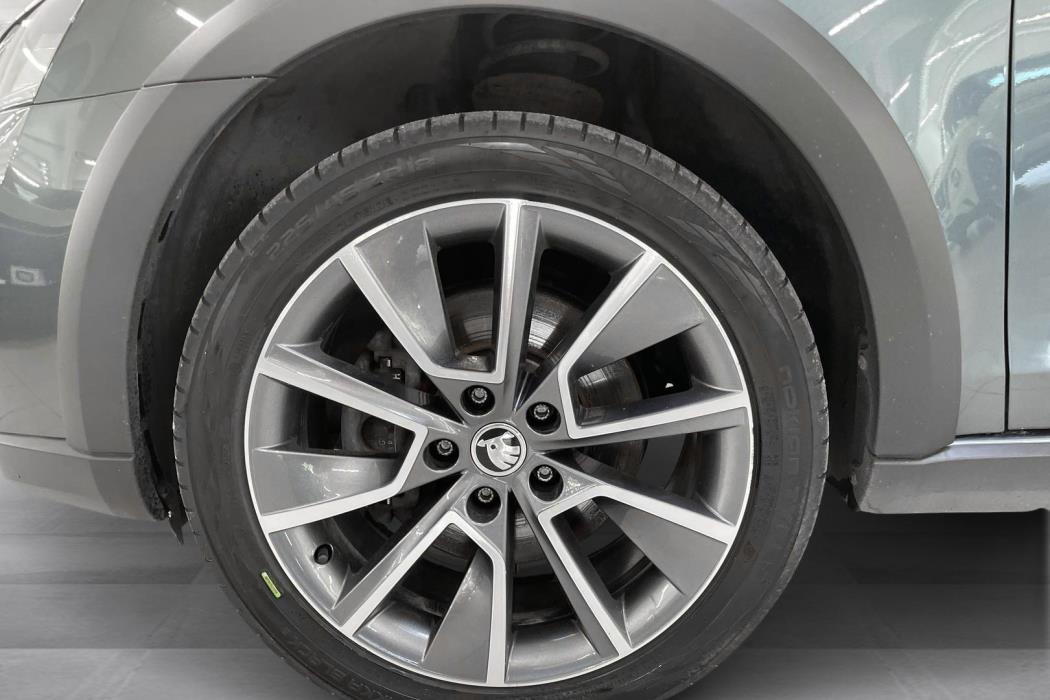SKODA OCTAVIA 2020
