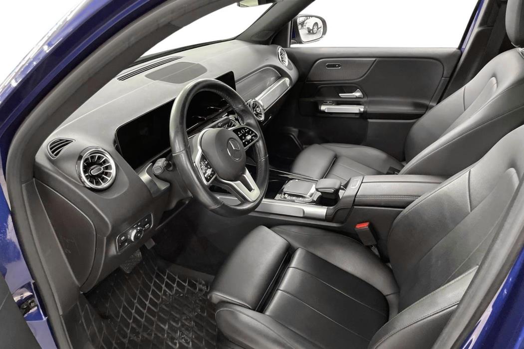 MERCEDES-BENZ GLB 2021