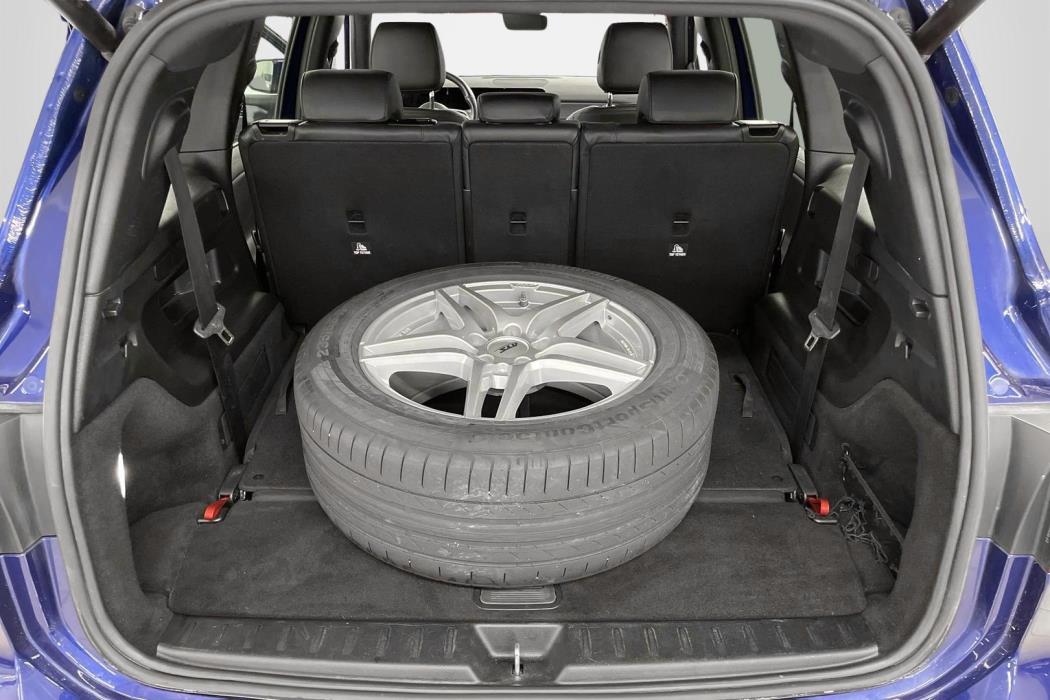 MERCEDES-BENZ GLB 2021