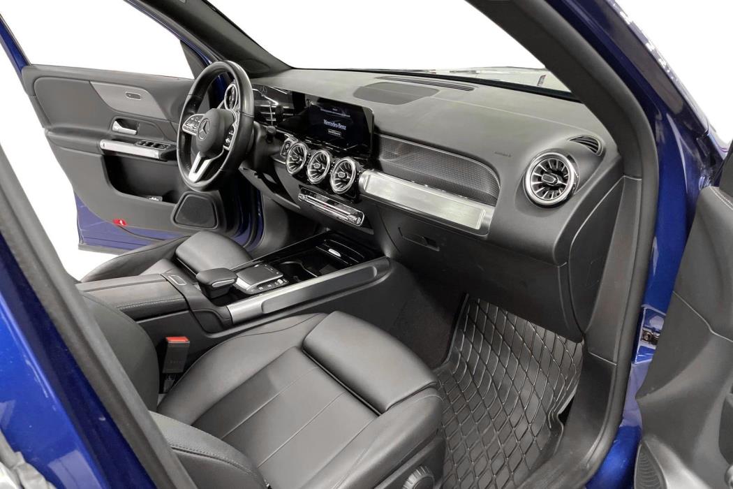 MERCEDES-BENZ GLB 2021