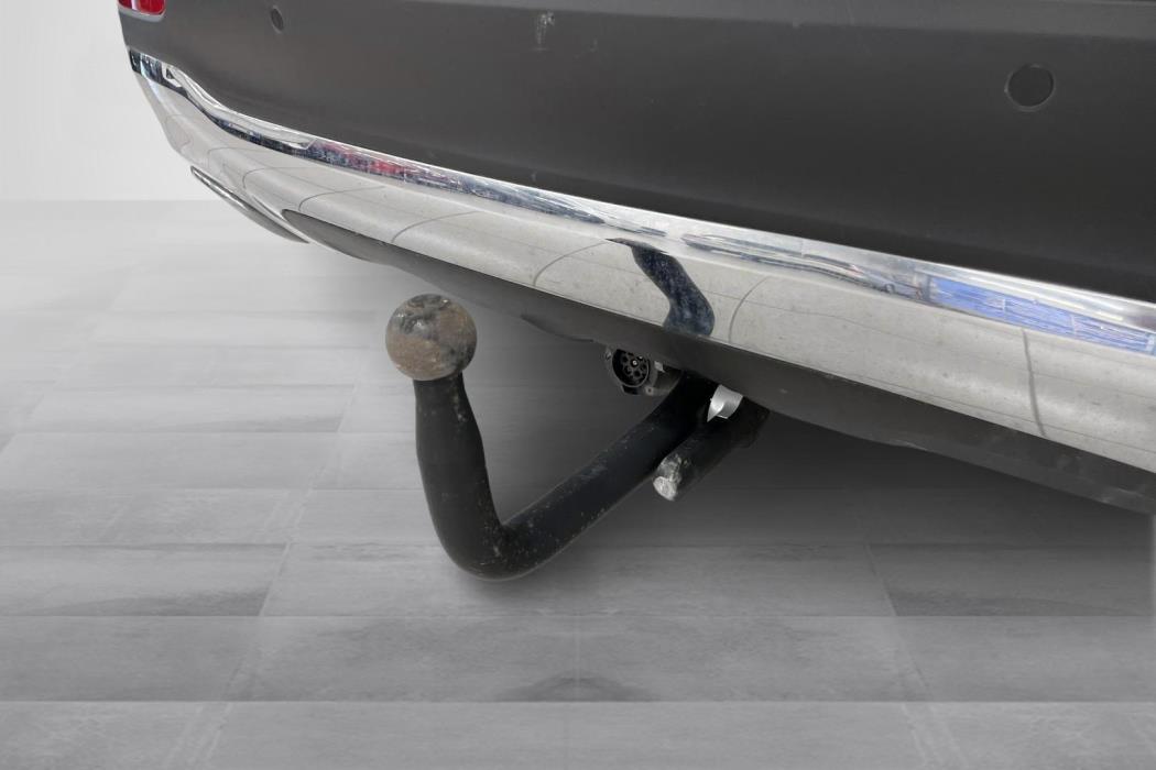 MERCEDES-BENZ GLB 2021