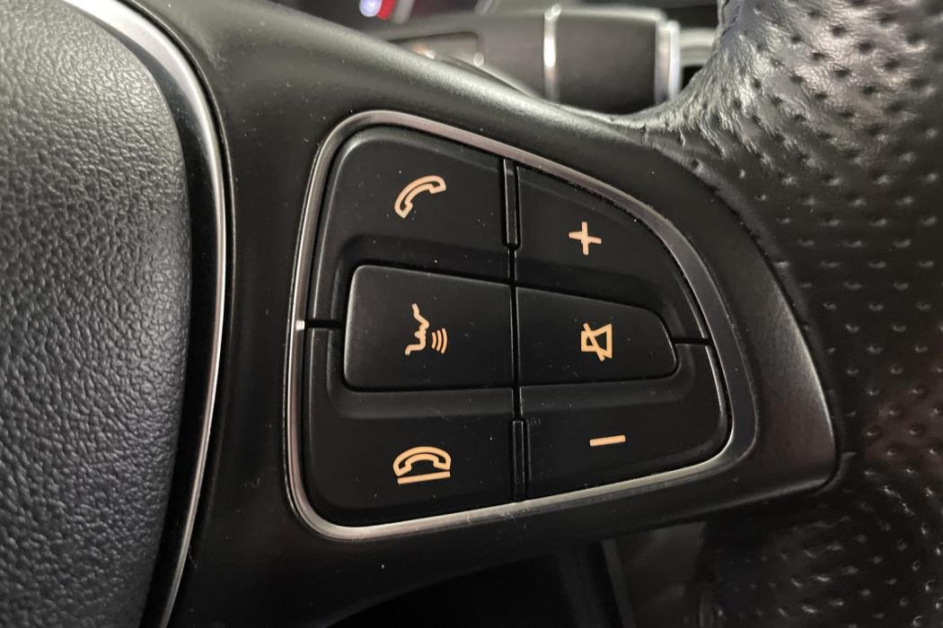 MERCEDES-BENZ C 2016