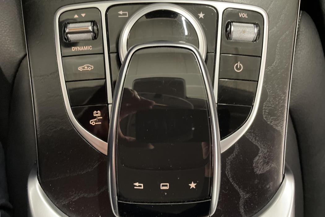 MERCEDES-BENZ C 2016