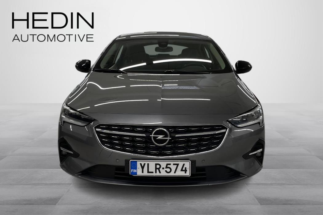 OPEL INSIGNIA 2020