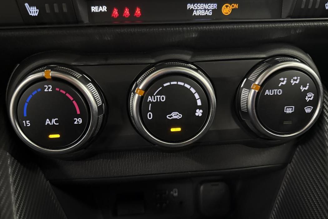 MAZDA Mazda2 Hybrid 2024