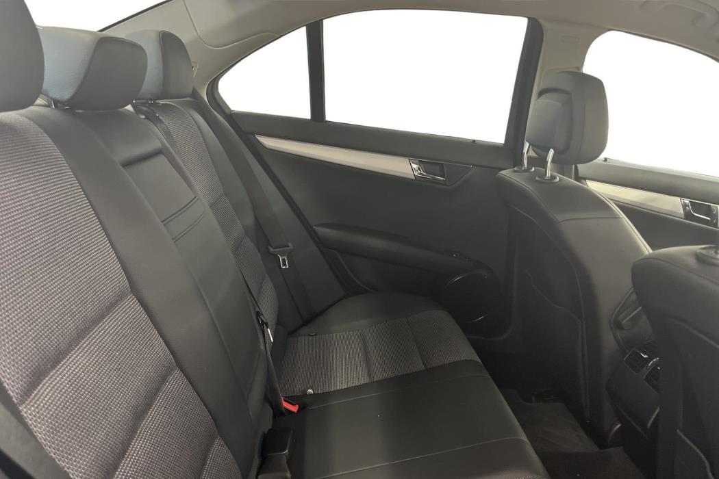 MERCEDES-BENZ C 2010