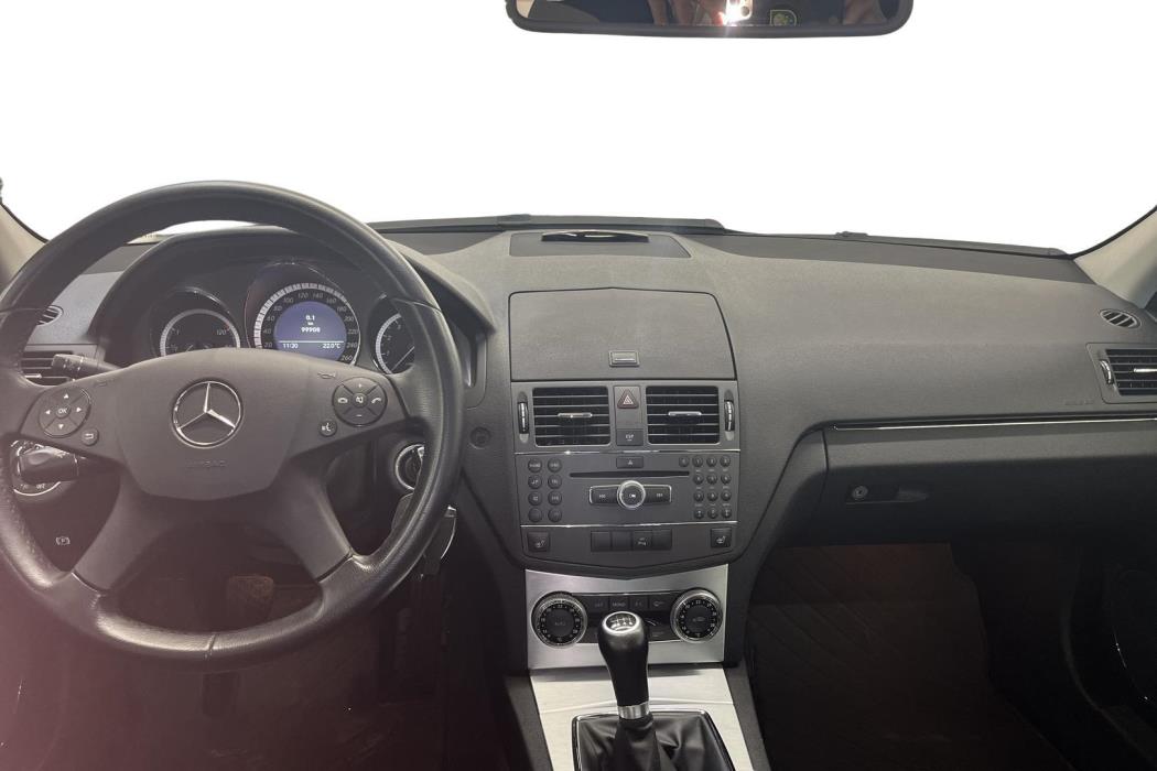 MERCEDES-BENZ C 2010