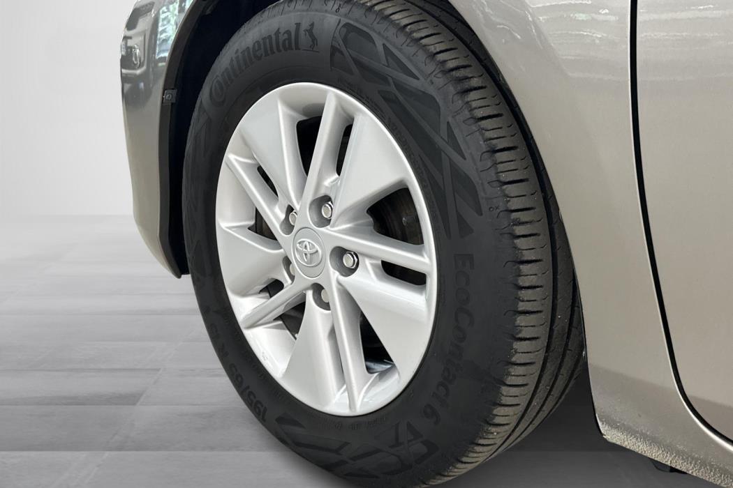 Toyota Auris 2013