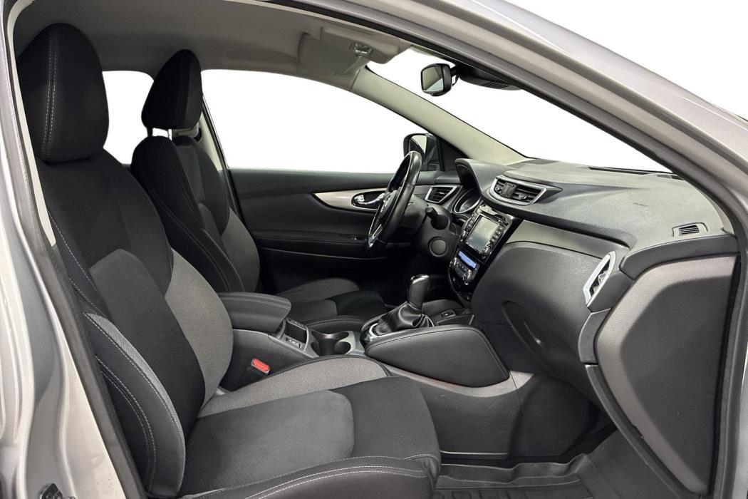 NISSAN Qashqai 2018