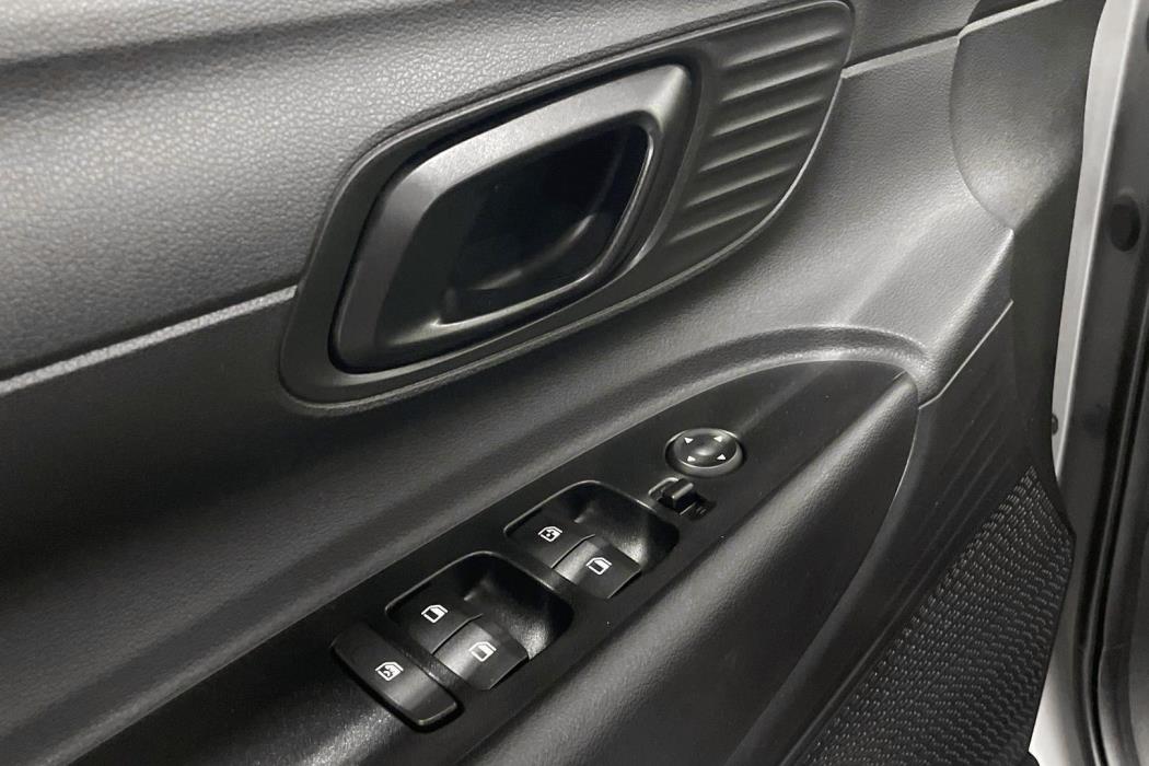 HYUNDAI i20 Hatchback 2021