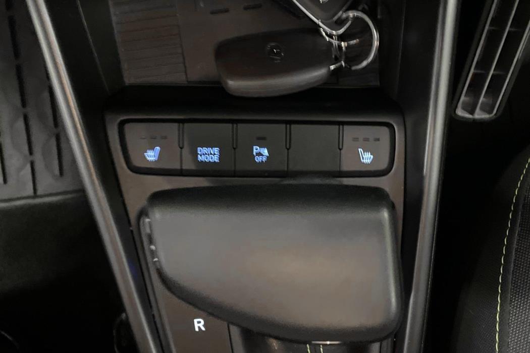 HYUNDAI i20 Hatchback 2021