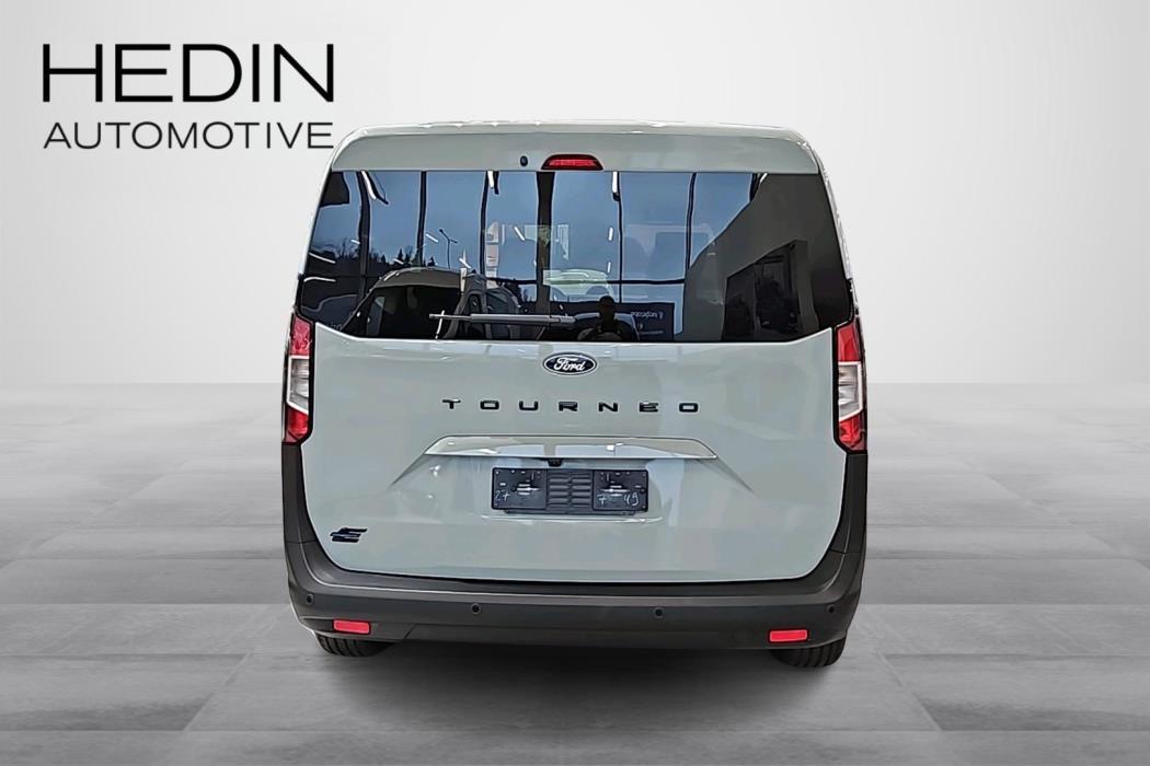 Ford Tourneo Courier 2025