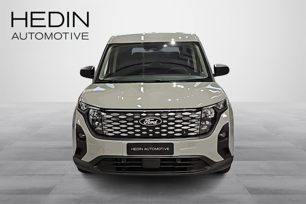 Ford Tourneo Courier 2025