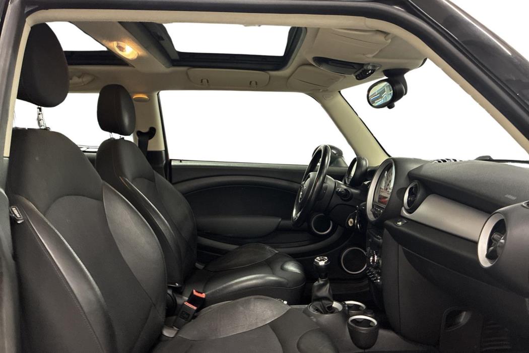 MINI COOPER 2011