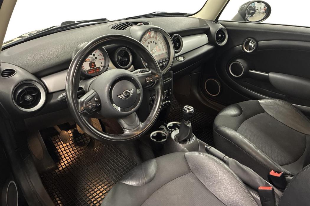 MINI COOPER 2011