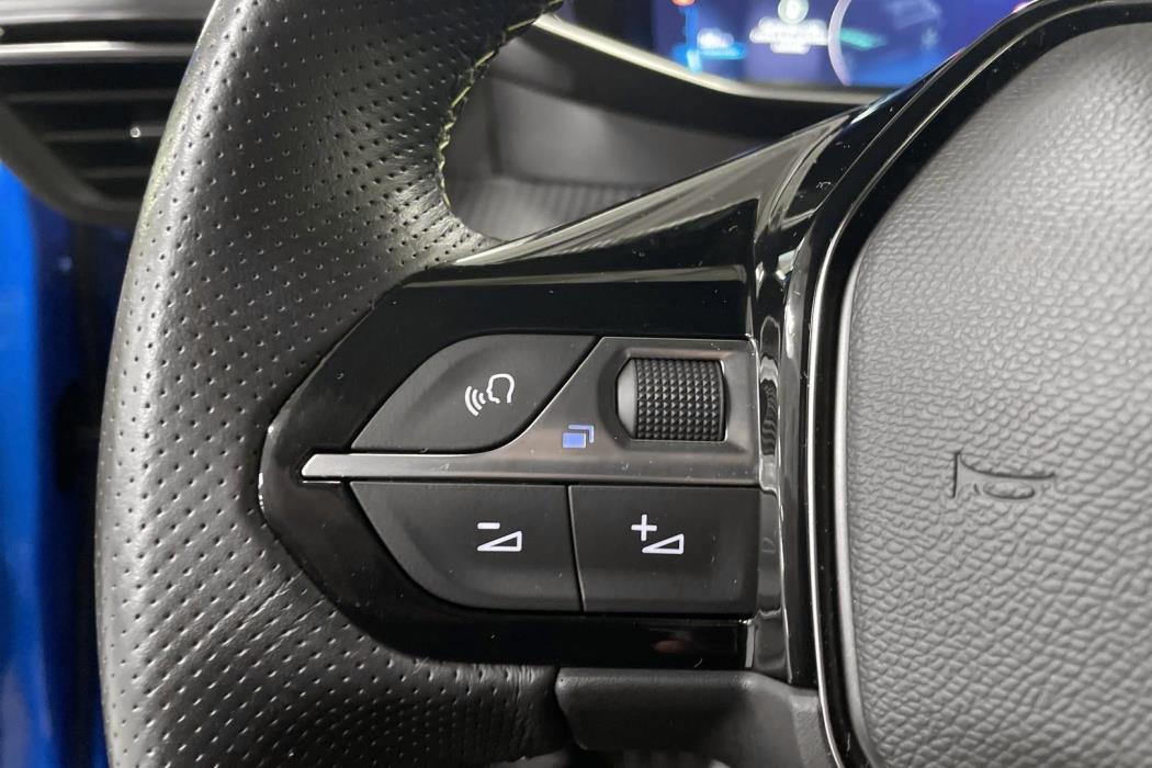 Peugeot e-208 2020
