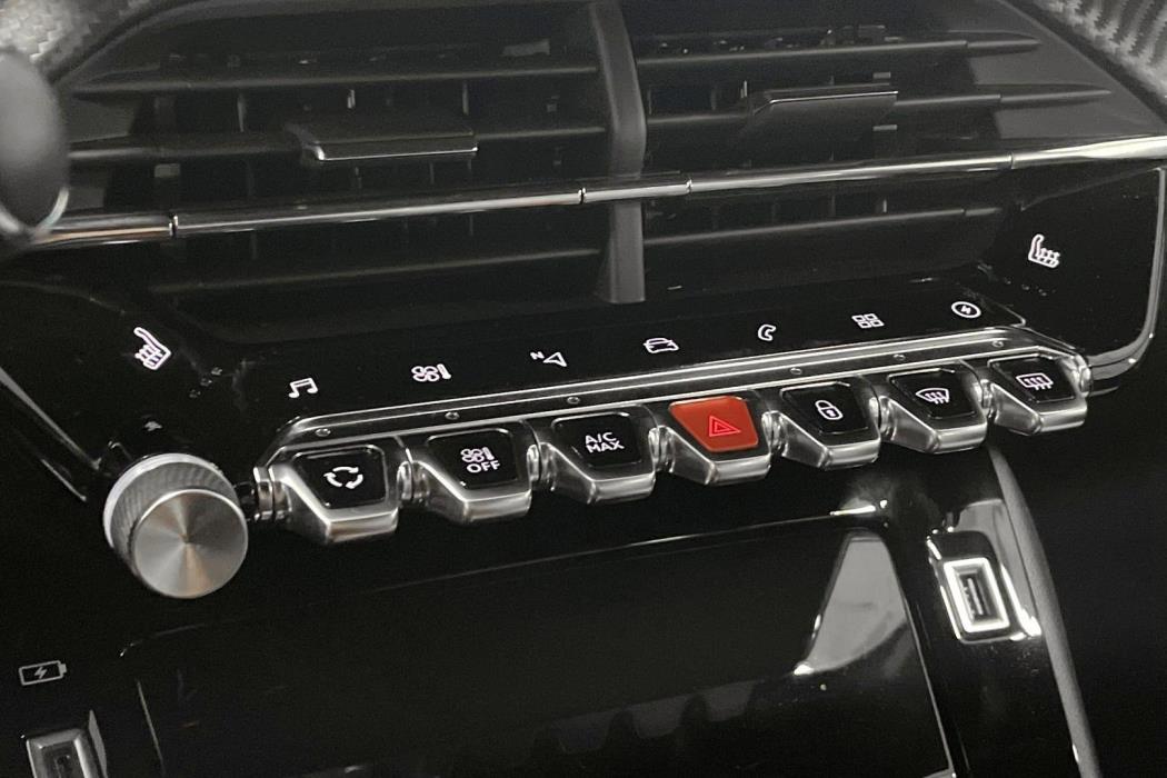 Peugeot e-208 2020