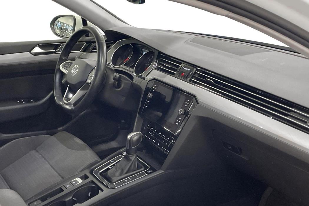 Volkswagen Passat 2022