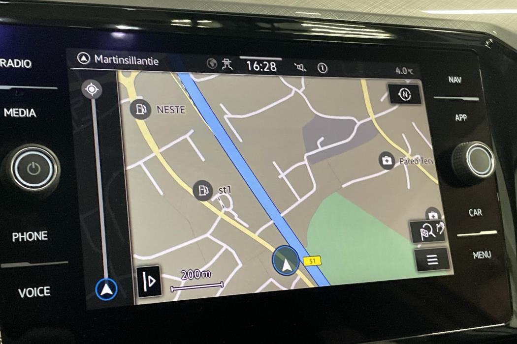 Volkswagen Passat 2022