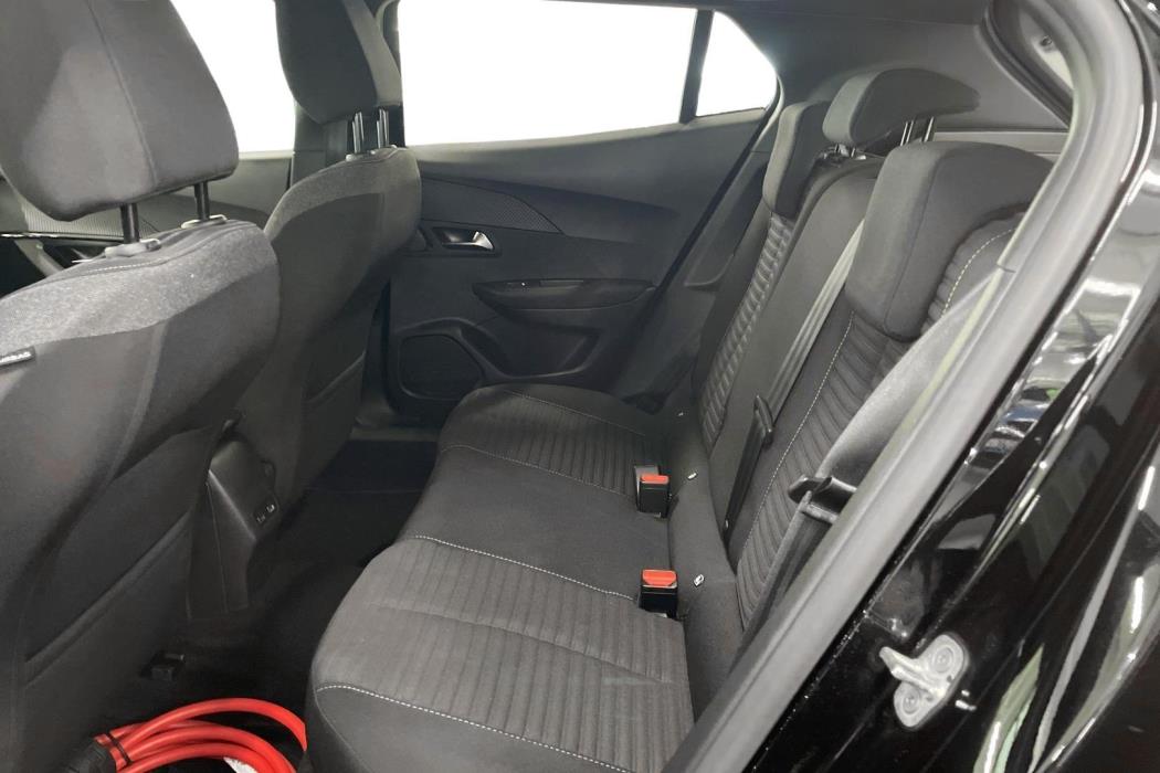 Peugeot e-2008 2023