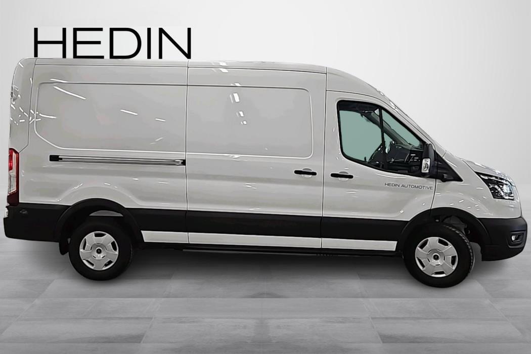 FORD TRANSIT 2025