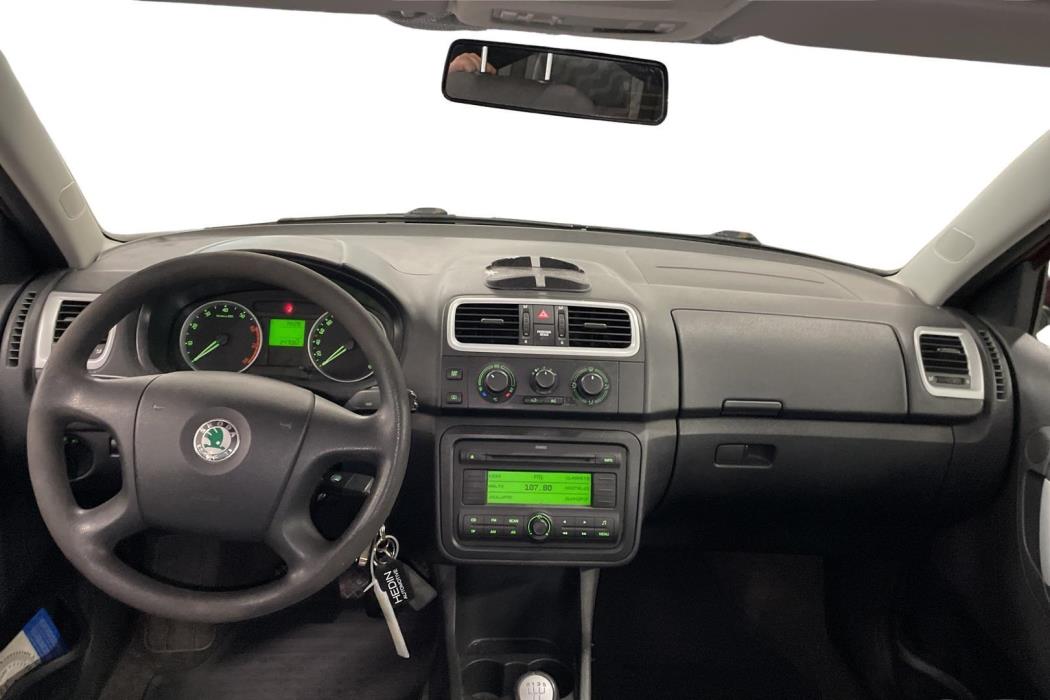 SKODA FABIA 2008