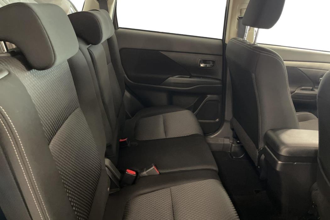 Mitsubishi Outlander 2017