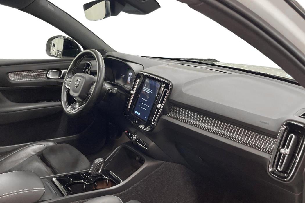 Volvo XC40 2021
