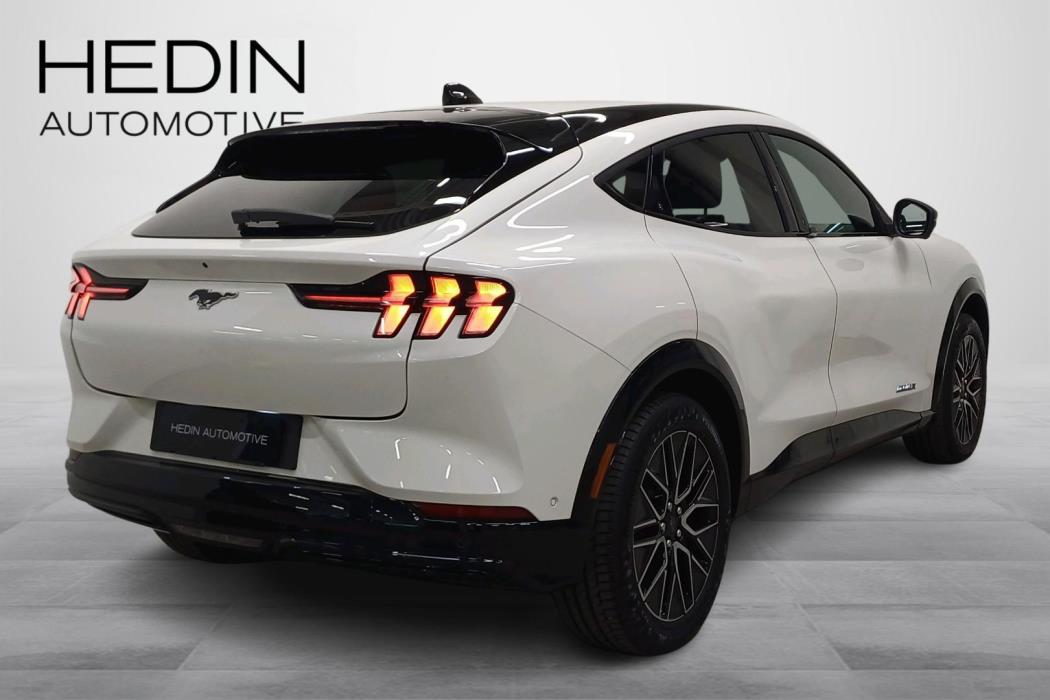 FORD Mustang Mach-E 2026