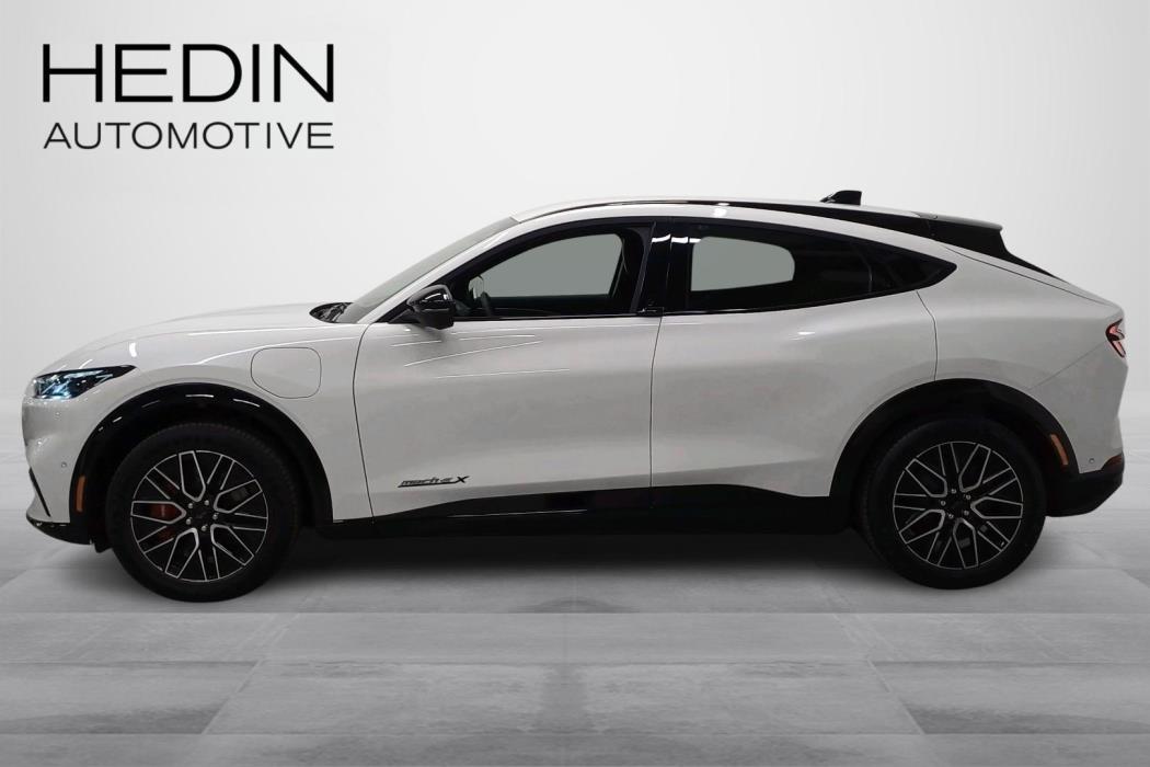 FORD Mustang Mach-E 2026