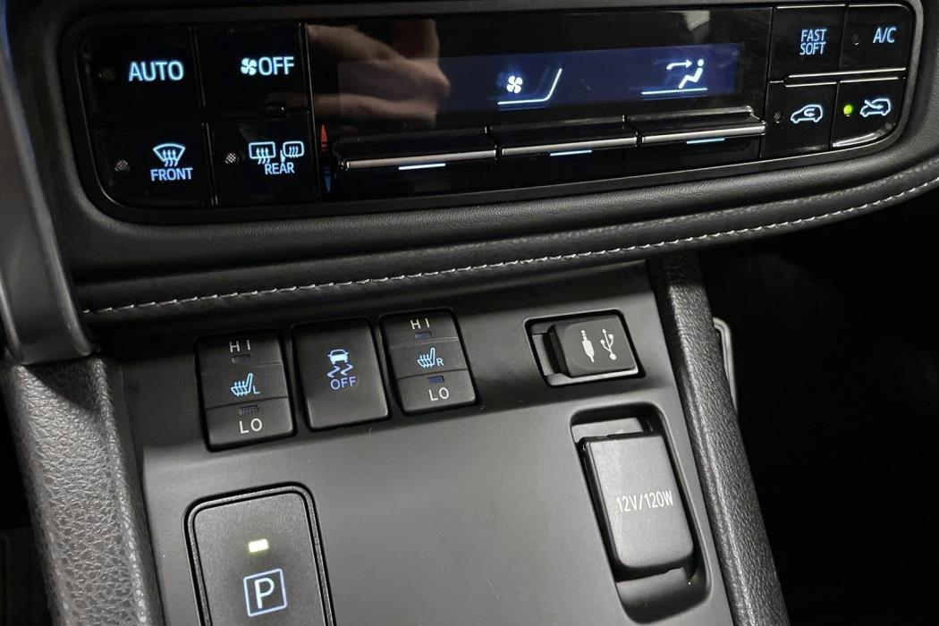 Toyota Auris 2016