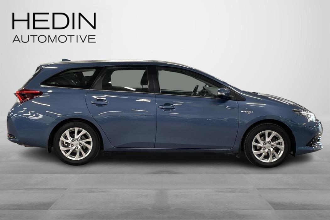 Toyota Auris 2016
