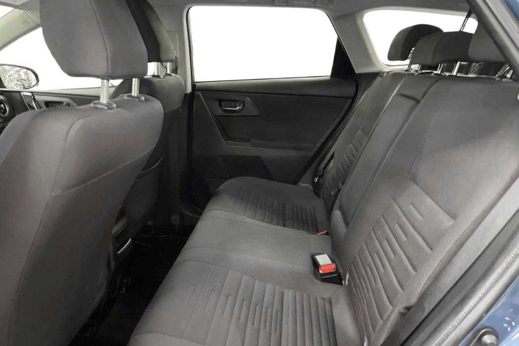 Toyota Auris 2016