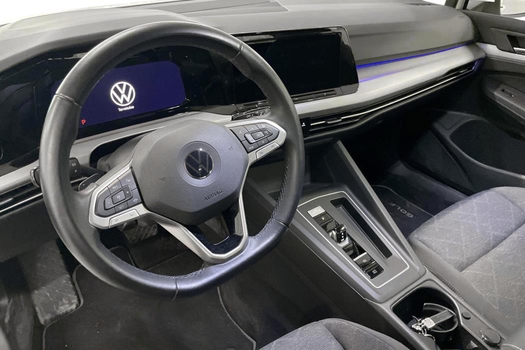 Volkswagen Golf 2021